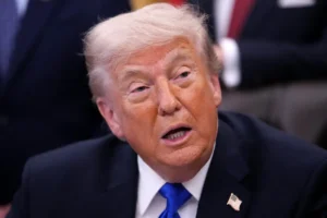 AFP__20260430__2273912148__v1__MidRes__PresidentTrumpSignsExecutiveOrderExpandingRet